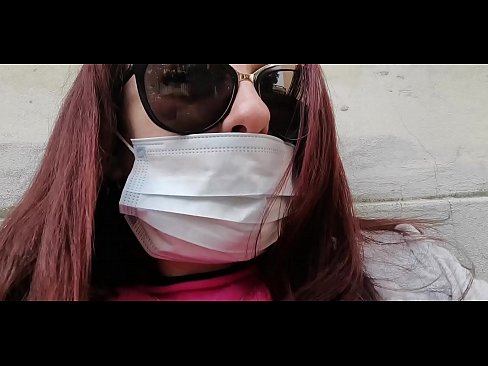 ❤️ Η Νικολέτα εκδικείται τον γείτονά της και κατουράει στο γκαράζ του (Ειδικό Covid19 Ιταλική καραντίνα) Σεξ ️